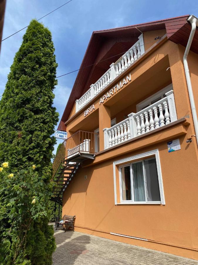 Birta Apartman Hajdúszoboszló Exteriör bild